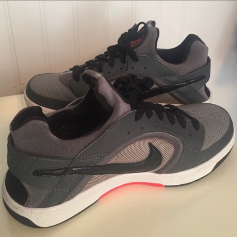 Gray Nike huaraches